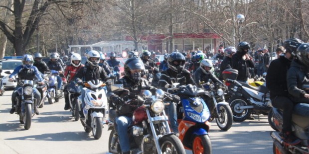 Мотористите в Русе откриват днес новия мотосезон с шествие
