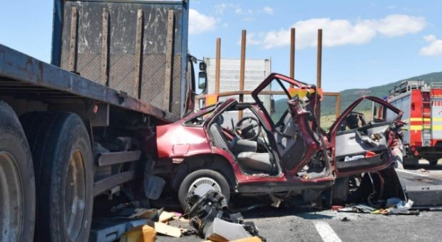 Мъж на 44 г. загина при катастрофа на пътя София – Варна