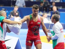 Дейвид Димитров отстъпи в 1/4-финалите на Европейското по борба