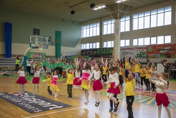 Забавен и вълнуващ Спортен празник зарадва ученици от старозагорските училища