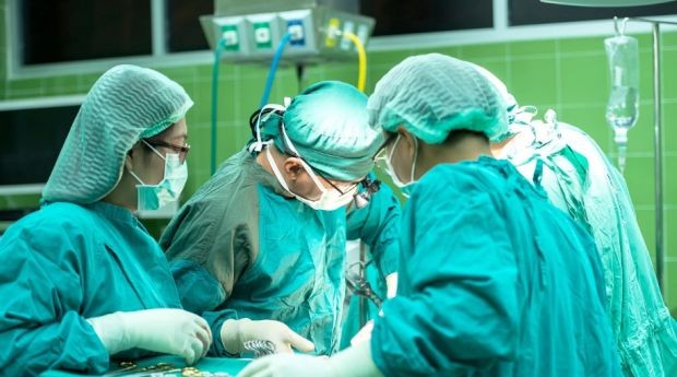</TD
>Двама мъже бяха трансплантирани с бъбреци в УМБАЛ Александровска след