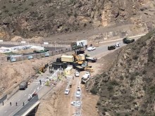 Азербайджан блокира единствения път от Армения до Нагорни Карабах, престрелки по границата