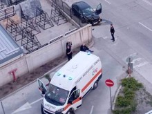 Два автомобила се удариха в Пловдив, линейка и полиция са на мястото на инцидента