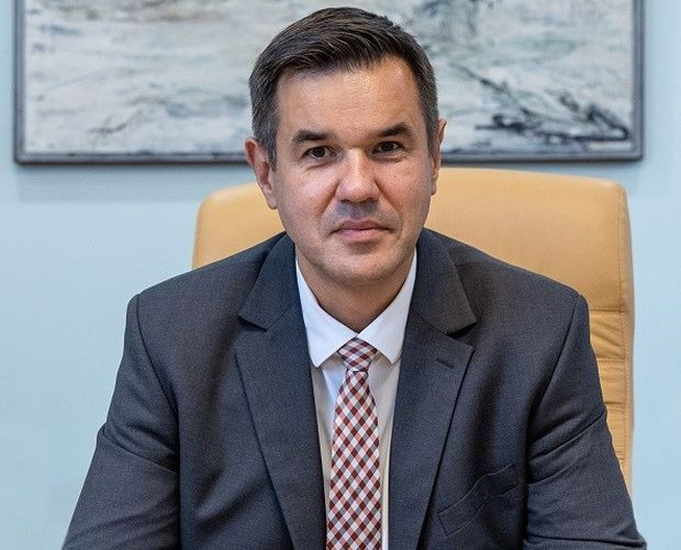 Министър Стоянов за проектобюджета: 3% дефицит е трудно постижим