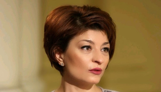 Десислава Атанасова: Няма да приемем кабинет, който не отразява това, че победител на изборите е ГЕРБ-СДС, а не ПП-ДБ