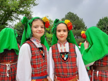 Представителна детска танцова студия "Добруджа" ще представи България на фолклорен фестивал в Молдова