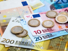 Лева в евро, покачване на инфлация и други важни въпроси, които ни засягат при смяна на валутата