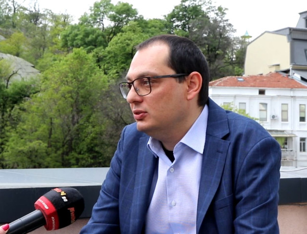 Слави Георгиев: Безпринципното увеличаване на парите за ремонти на 3 обекта в Пловдив е с мирис на корупция