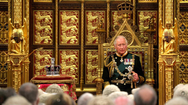 The Daily Telegraph: Лондон и Пекин са на ръба на скандал във връзка с коронацията на Чарлз III