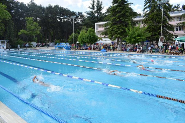 Най – добрите плувци от България и света пристигат в Сандански за две състезания