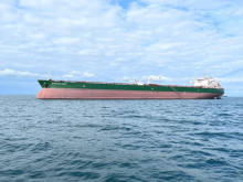 Иранските военни заловиха петролен танкер под чужд флаг в Оманския залив