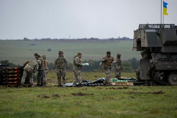 Великобритания е дала 2,3 милиарда в подкрепа за Украйна и е обучила 14 хиляди войници