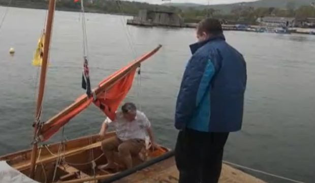 Австралийски пътешественик корабокрушира край Приморско но местните хора му помогнаха