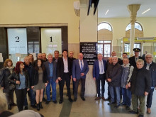 Поставиха паметна плоча на жп гарата в Пловдив