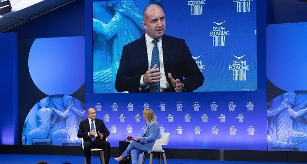 Радев на Делфийския форум: България и Гърция могат да отключат потенциала на своите икономики само с обединени усилия