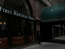 Нова американска банка на път да фалира: First Republic Bank може да бъде поставена под синдик