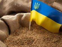 Украйна изисква от Полша и ЕС да подновят вноса и транзита на селскостопански продукти
