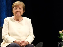 Ангела Меркел: Не всички, които искат преговори говорят като Путин