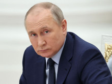Владимир Путин е изправен пред заплаха от "военен бунт"