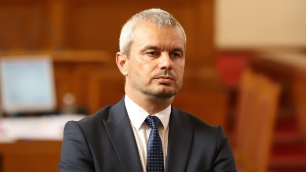 Лидерът на Възраждане Костадин Костадинов отговори на обидата на Манол
