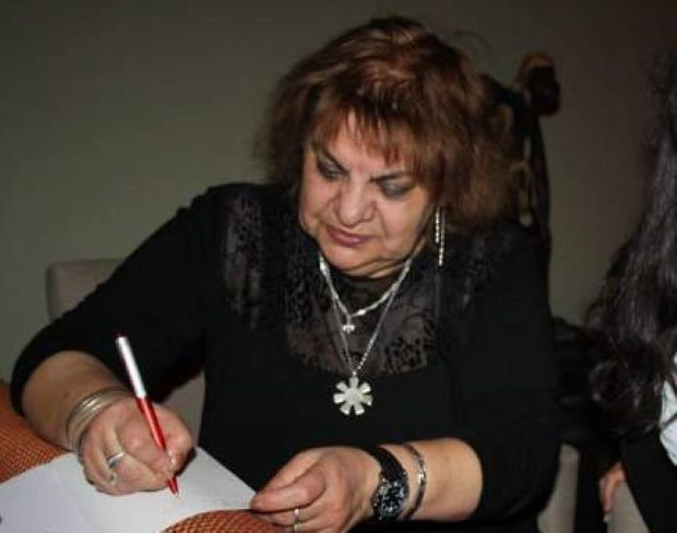 Писателката Ели Видева: Чрез конкурса "Южна пролет" се опитваме да създаваме общности