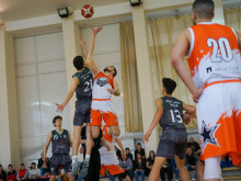 "Шоутайм Б" тръгна с победа на полуфинала на Българска баскетболна лига Б