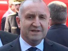 Радев каза във Варна кога ще връчи мандата, коментира и опита за покушение срещу Гешев