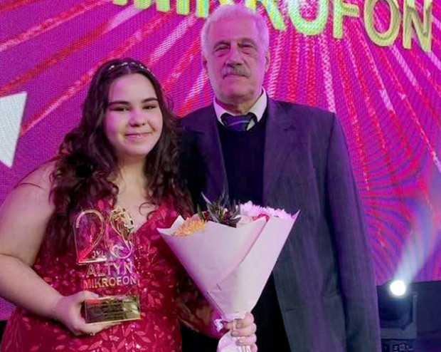 Мартина Господинова от Варна спечели голяма награда от международния вокален