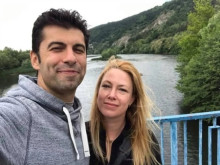 Жената на Кирил Петков се захвана с нов бизнес