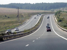 Полагане на маркировка затруднява движението АМ "Тракия" от 3 до 5 км в посока Бургас