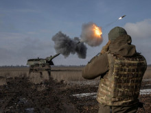 ЕС иска да задели над 500 милиона за производство на боеприпаси, за да помогне на Украйна