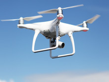 НСО забранява полетите с дронове в центъра на София