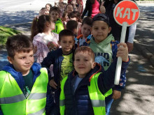 Продължават беседите по пътна безопасност в учебните заведения в Сливенско
