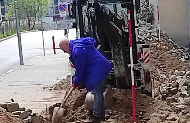 Столичанин разкопа улица на своя глава, районният кмет изригна
