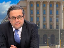 Биков: Напът сме да си разпаднем парламентарната република