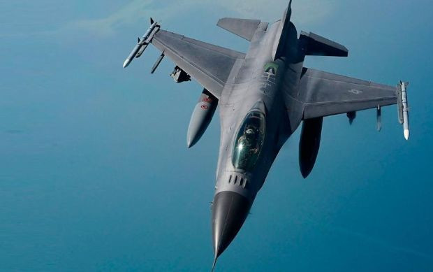 Ветеран от ВВС на САЩ: Руските системи за ПВО правят Ф-16 безполезни в Украйна