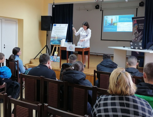 Разкриха химията на морето на ученици във Варна