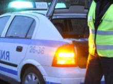 Полицаи към шофьор нарушител: Ти идиот ли си?