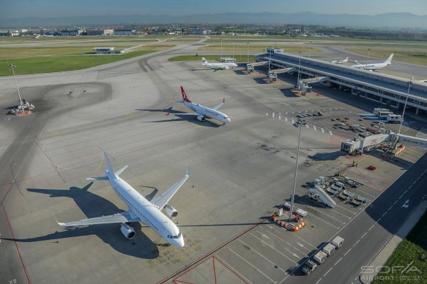 Пътниците на летище София все още са под нивата от преди пандемията