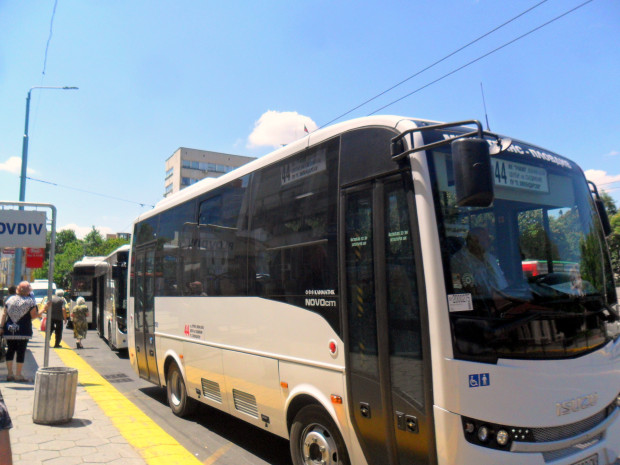</TD
>С празнично разписание ще се движат днес автобусите по 29-те