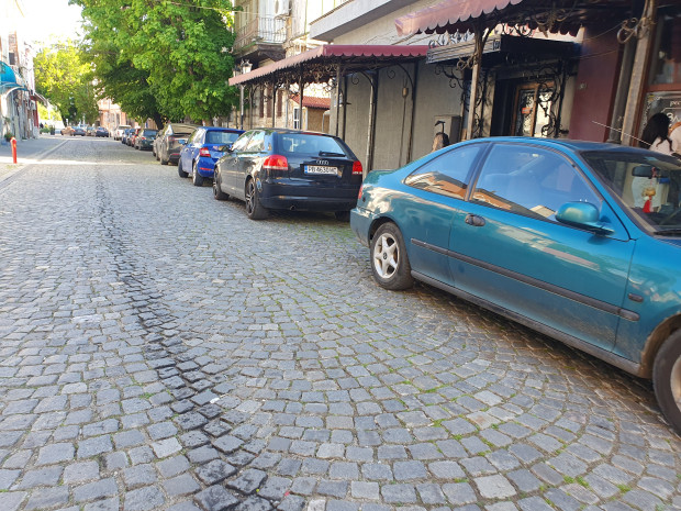 </TD
>Пешеходната част на една от най-емблематичните пловдивски улициа - Отец