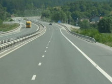 Възстановено е движението по пътя Враца - Криводол