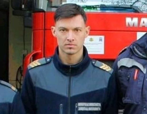 </TD
>34-годишният огнеборец Стоян Грънчарски спаси от изпепелявяне пловдивски ресторант. Това