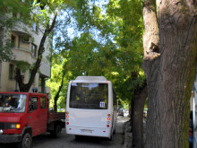 Промяна в маршрута на автобус, ОКТ не знае, пътниците още по-малко