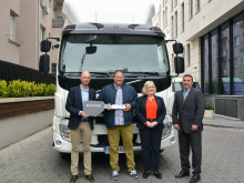 България получи първи електрически камион за превоз на товари