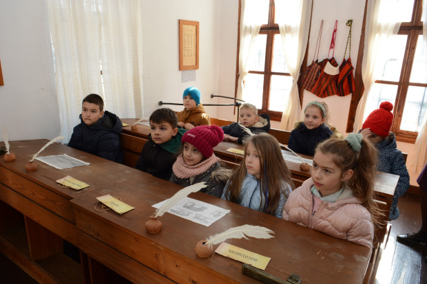Образователна програма за възрожденското училище ще се проведе в РИМ-Стара Загора