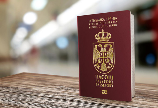 Сърбия се отказва от плановете за опростено гражданство на руснаци след предупреждение от ЕС