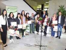 В Смолян връчиха годишните награди "Библиотека на годината" и "Библиотекар на годината"