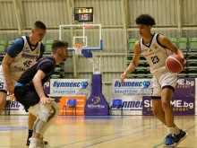 Академик U19 стартира с победа в държавните финали