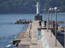 Тяло на удавена жена изплува край Морска гара - Варна